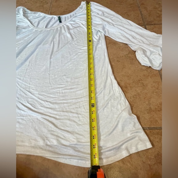 Elegant White Women's Top - Picture 12 of 16